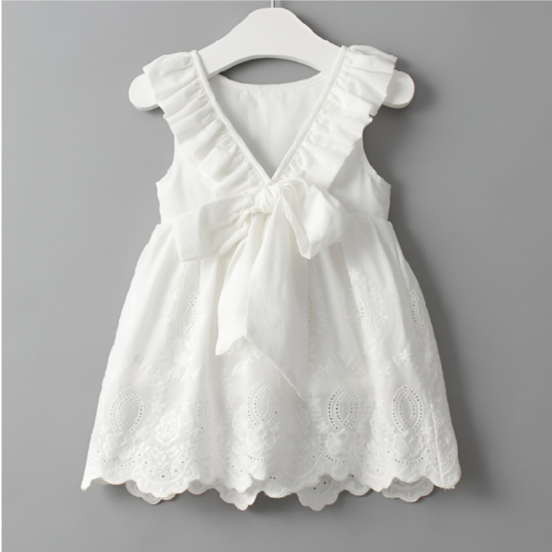 SunLily – Weißes rückenfreies Sommerkleid für kleine Mädchen